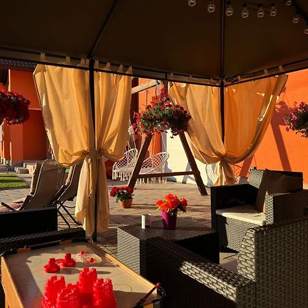 אוטוצאץ Luxury Apartment Megy מראה חיצוני תמונה